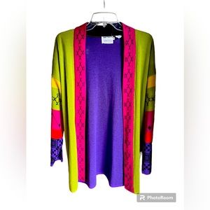 Leslie Faye size medium cardigan. Vintage vibrant light jacket. Women’s